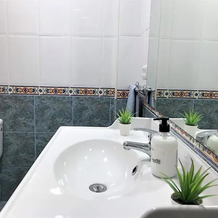 Appartement Vistamar Primera Linea De Playa Frontal Al Mar Y Al Paseo Maritimo De *