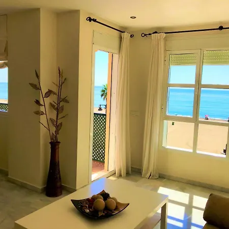 Vistamar Estepona Primera Linea De Playa Frontal Al Mar Y Al Paseo Maritimo De Estepona Apartment